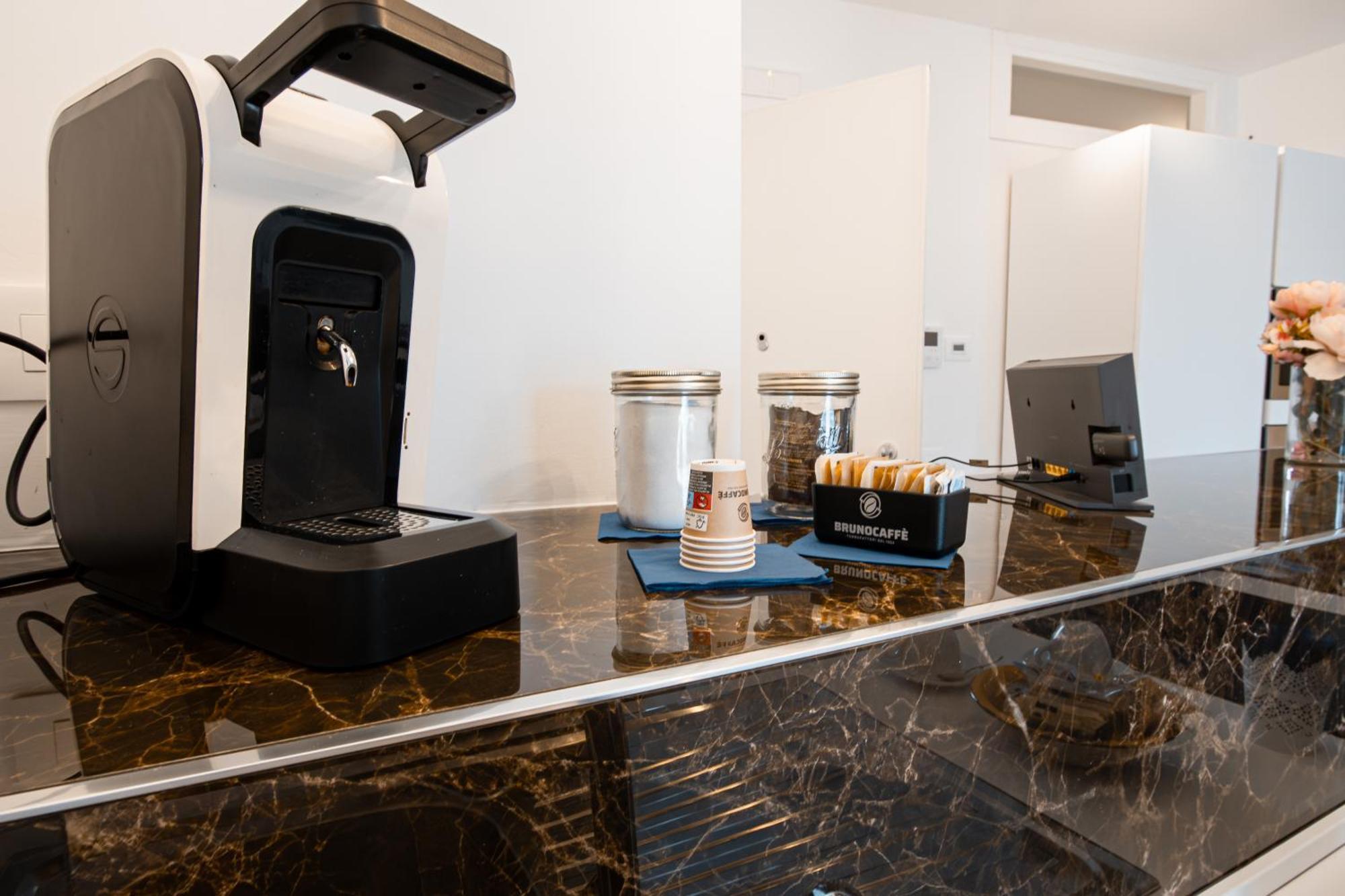 Frizzcafe Loft In Polignano A Mare Apartment Bagian luar foto